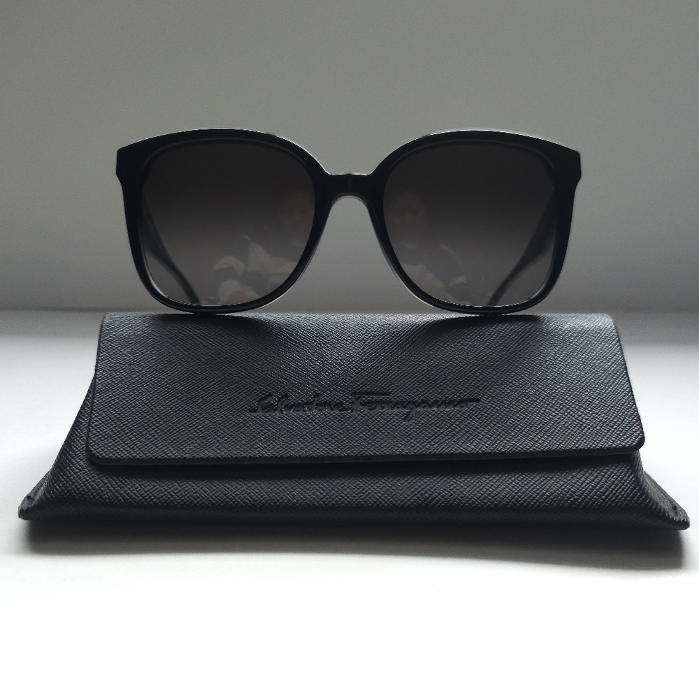 Ferragamo 56mm Square Sunglasses